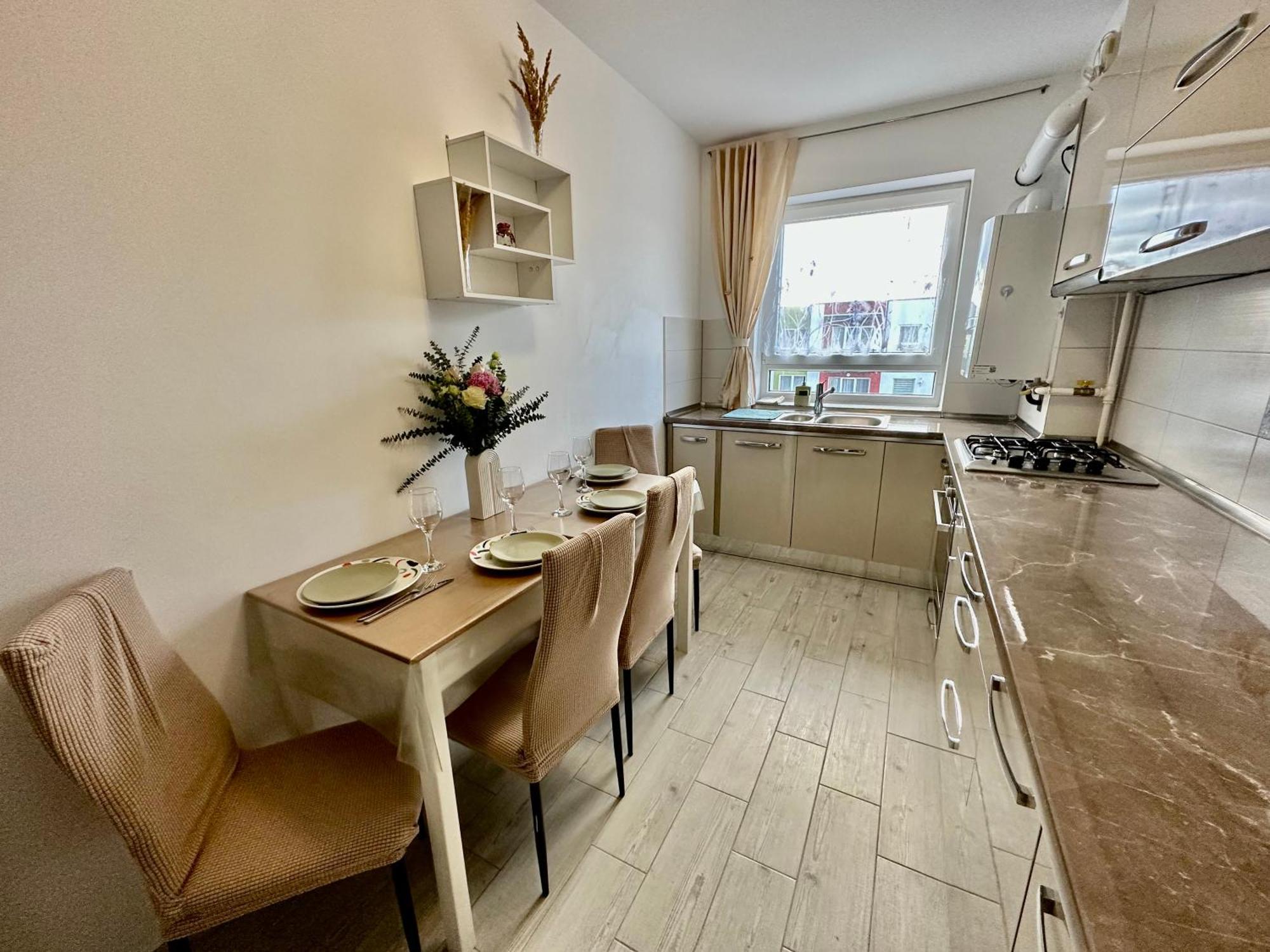 Happy Home Avantgarden Brasov Ngoại thất bức ảnh
